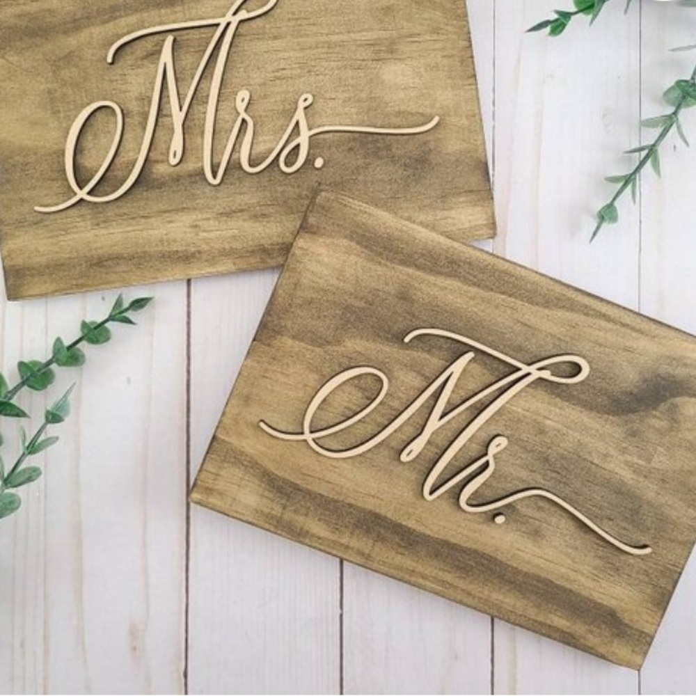 Rustic Wedding table signs and Mr and Mrs table signs.